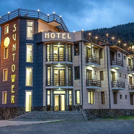Suntower Hotel Mestia Exterior foto